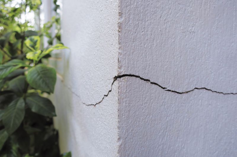 Foundation Crack Sealing in Miami, FL