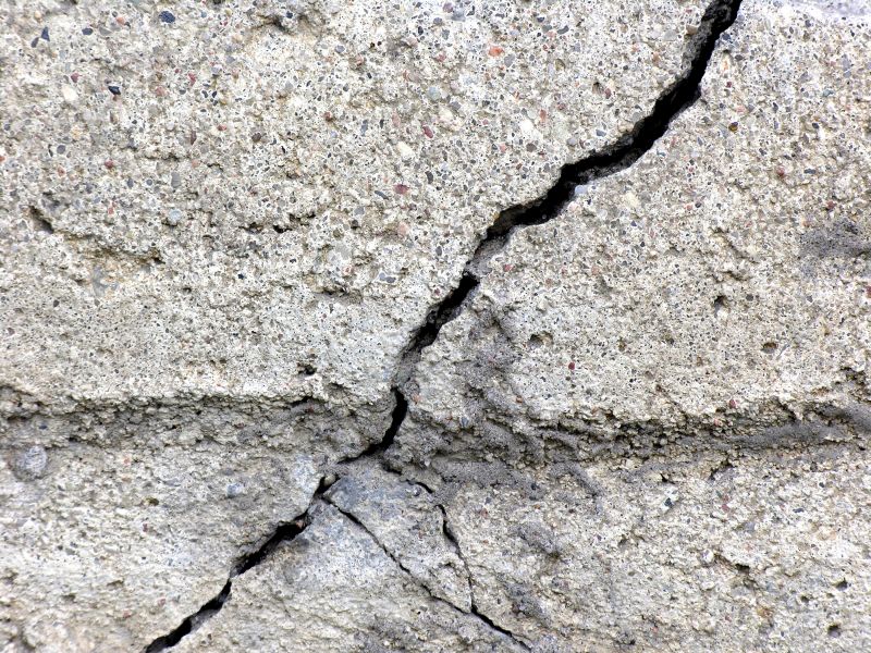 Structural Crack Repair in Miami, FL